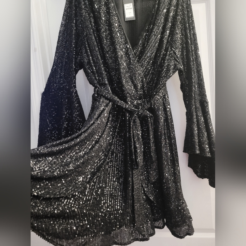 NWT City Chic Black Sequin Long Sleeve Dress Size XXL/24 - Picture 6 of 16